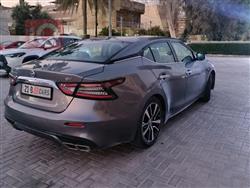 نيسان ماكسيما